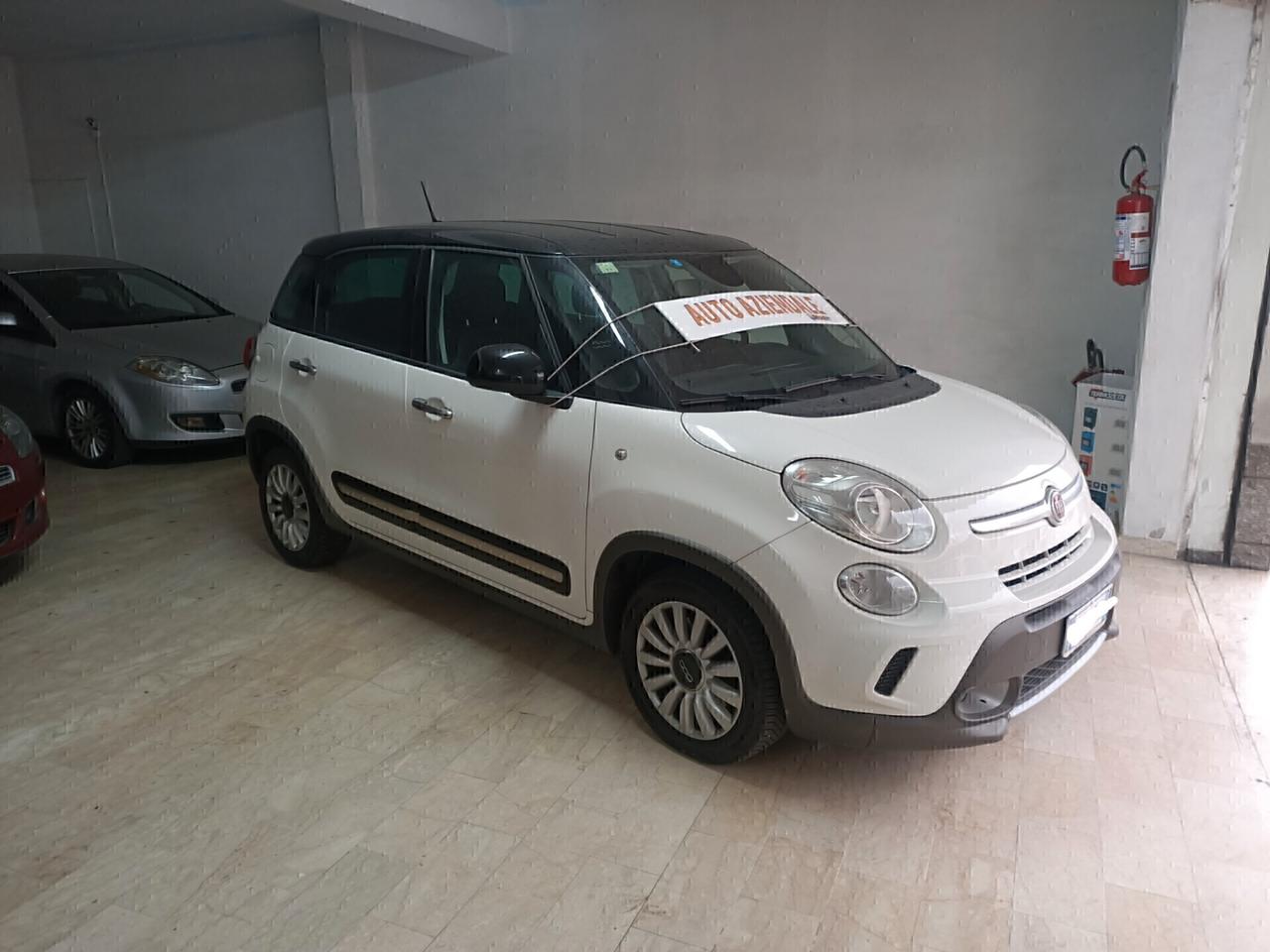 Fiat 500L 1.6 MJT 120CV Trekking navigatore grande trazione disinseribilePARI AL NUOVO 2016