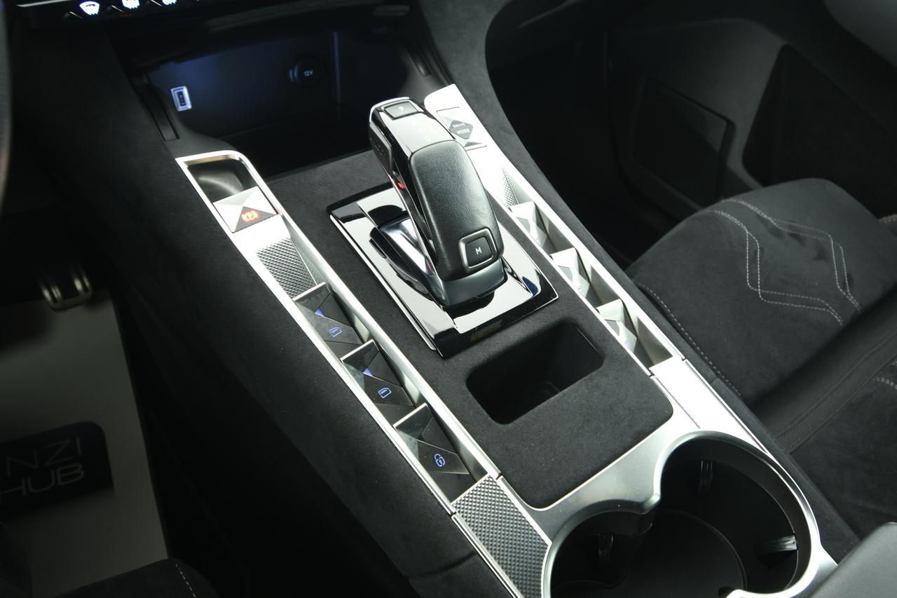 DS DS7 1.5 bluehdi Performance Line+ 130cv auto CAMERA+NEOPATENTATI