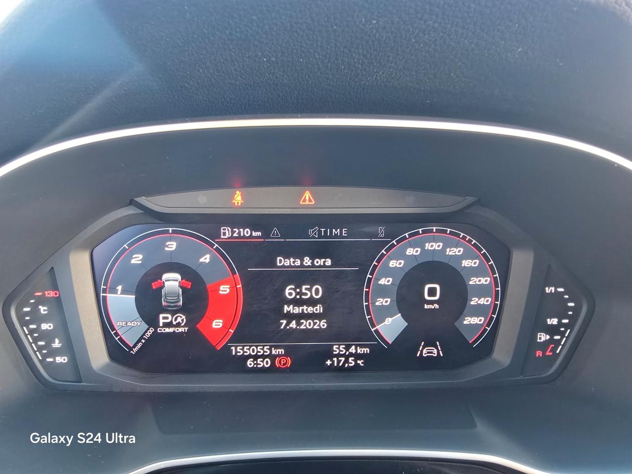 Audi Q3 35 TDI S tronic Panorama