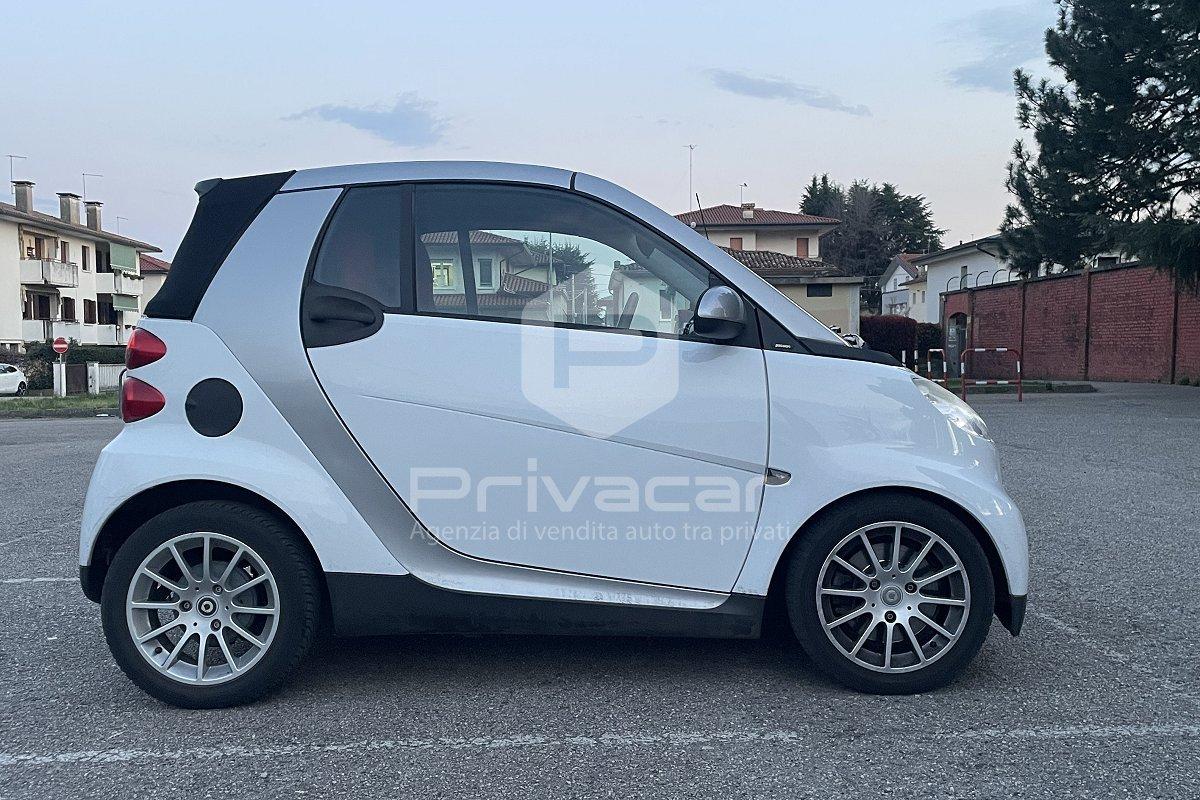 SMART fortwo 1000 52 kW MHD cabrio passion