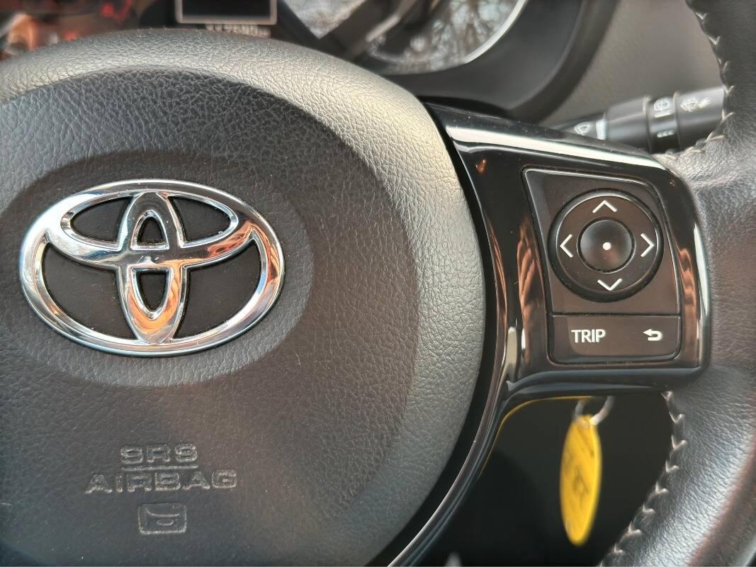 Toyota Yaris 1.0 Cool con Telecamera