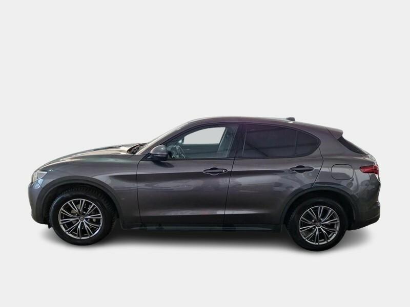 ALFA ROMEO STELVIO 2.2 TURBO DIESEL 190 CV BUSINESS AT8 Q4 SUV