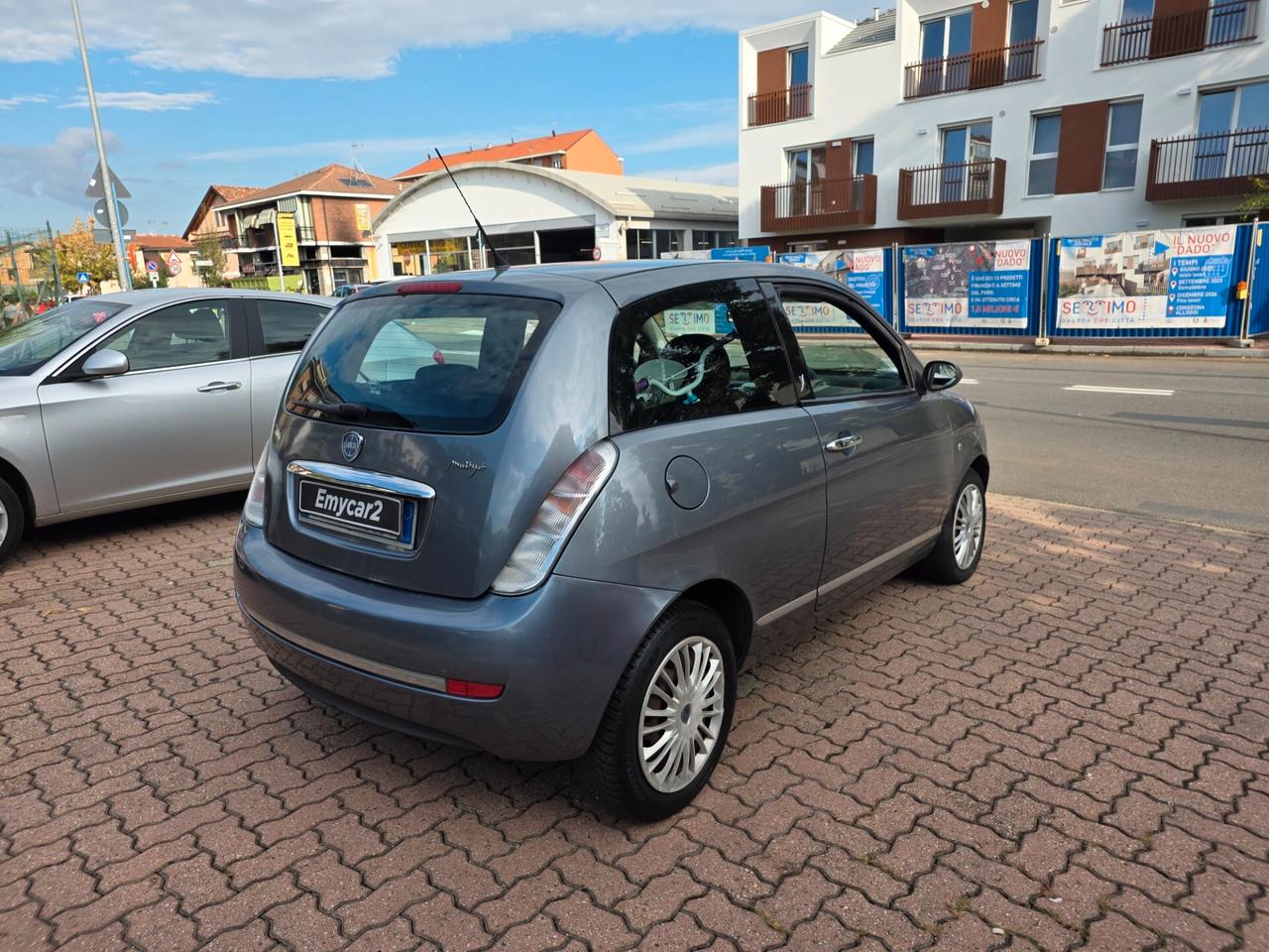 Lancia Ypsilon 1.3 MJT 75 CV Argento