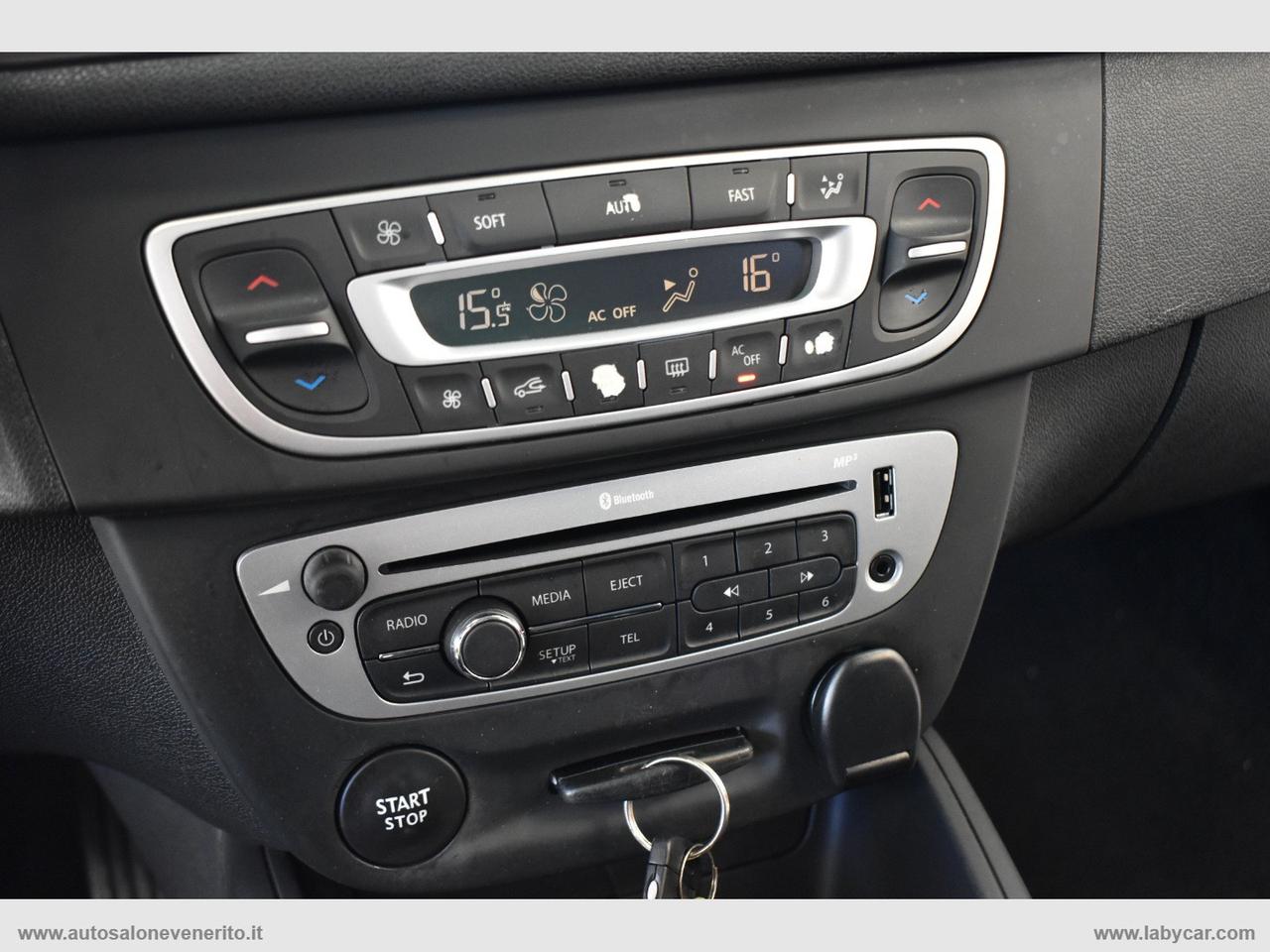 RENAULT Mégane 1.5 dCi 110 CV SporTour Wave
