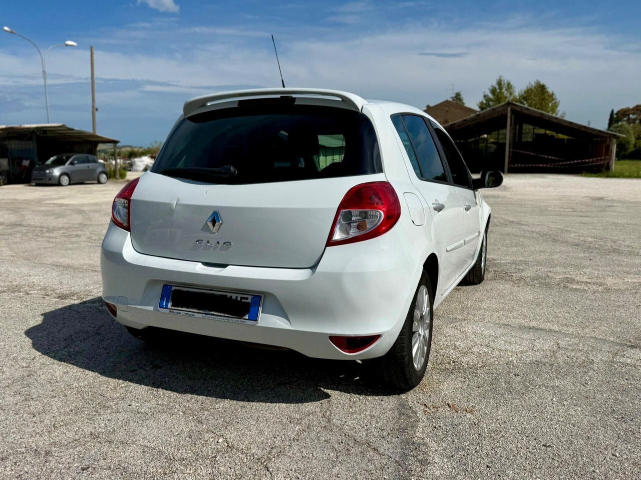 Renault Clio 1.2 GPL 5porte neopatentati uniproprietario