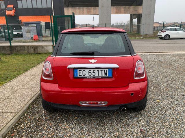 MINI One 1.6 16V One (72kW)