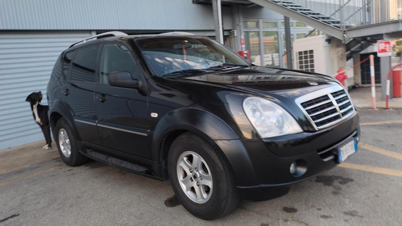 Ssangyong REXTON II 2.7 XDi TOD premium