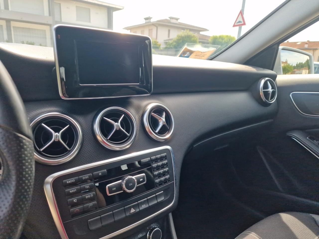 Mercedes-benz A 180 CDI BlueEFFICIENCY Premium
