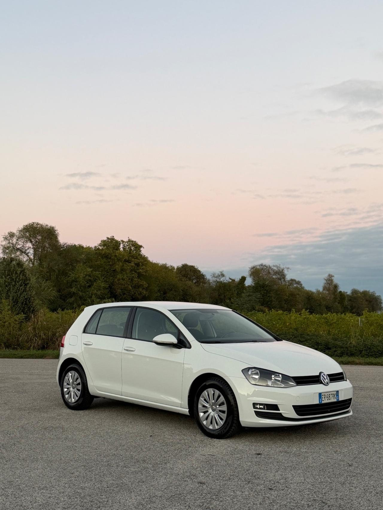 Volkswagen Golf Confortline