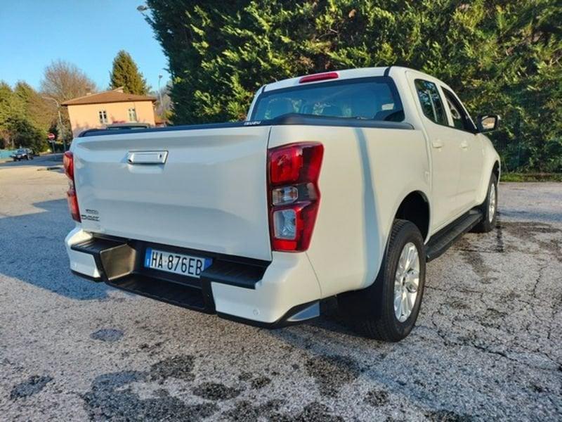 Isuzu D-Max N60 D-Max N60 1.9 aut. Crew BB+ Cab con Pedane e Shutter Lid!!