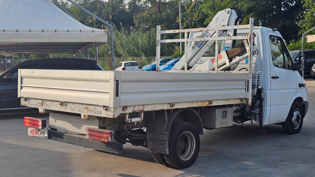 Mercedes Benz sprinter 413 dci con gru gemellato