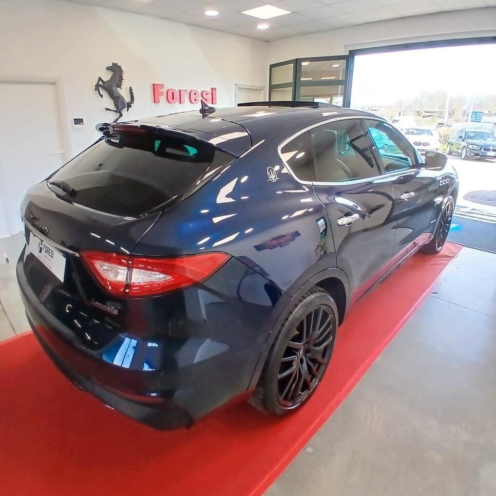 Maserati Levante V6 Diesel 275 CV AWD Gransport