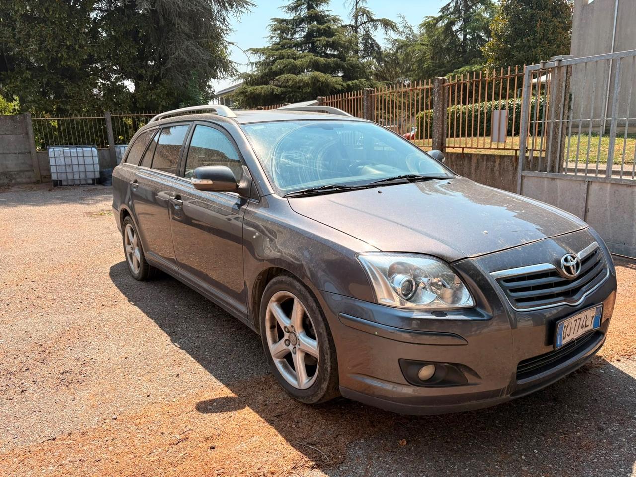 Toyota Avensis 2.0 D-4D 16V Station Wagon