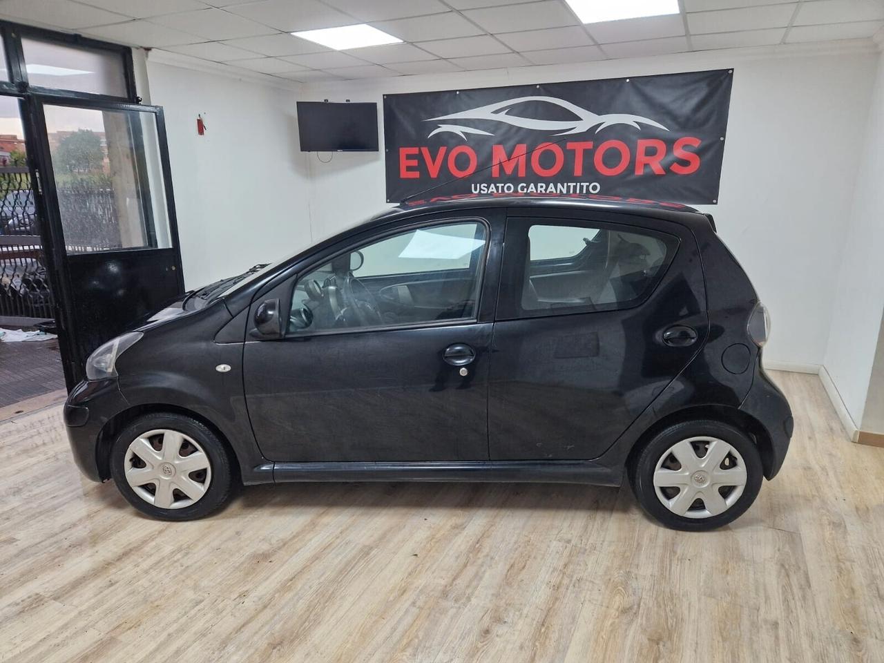 Toyota Aygo 1.0 5 porte Automatica