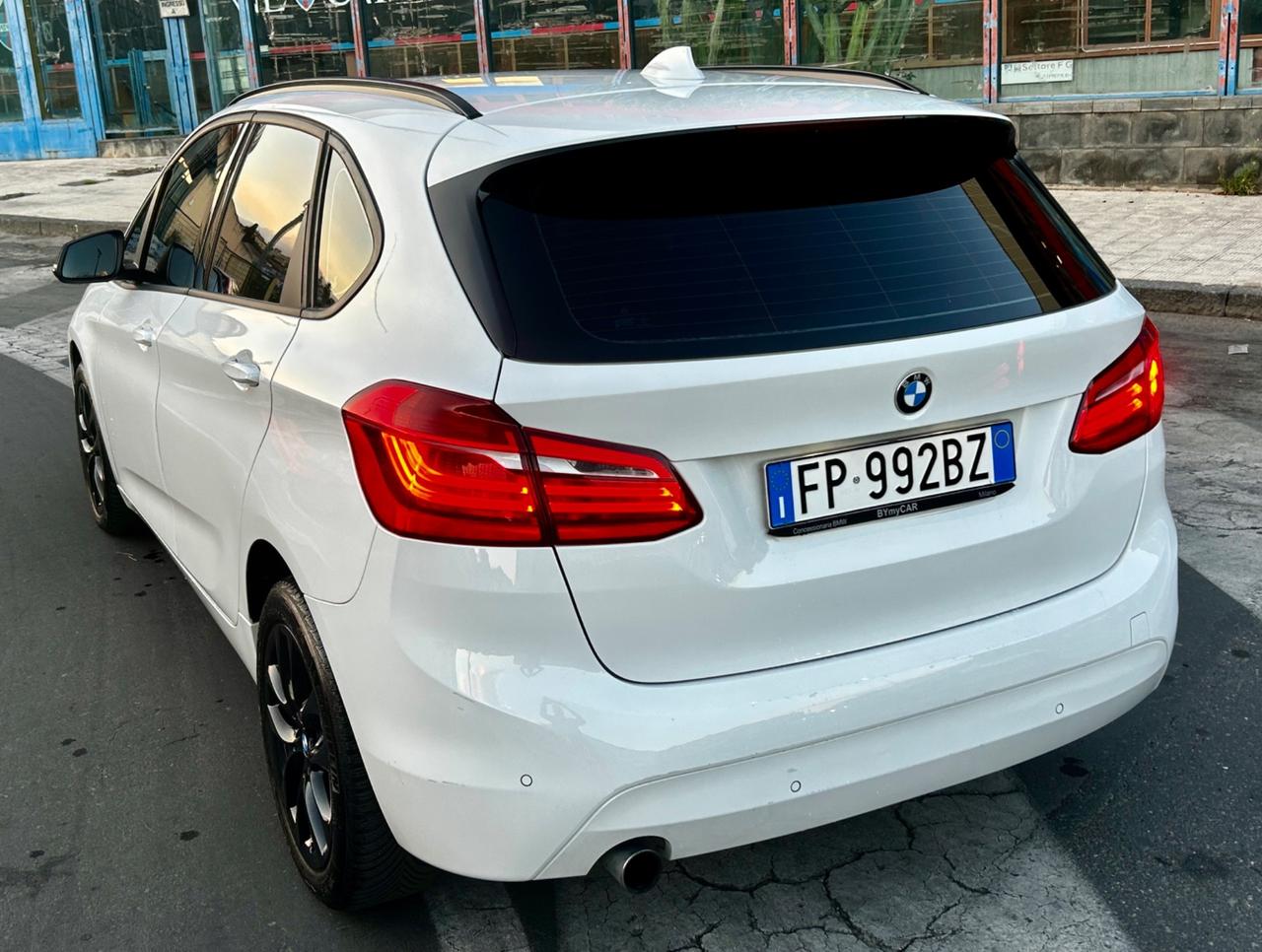 Bmw 2er Active Tourer 218d Luxury sport
