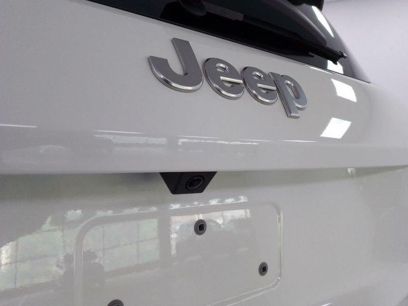 Jeep Avenger 1.2 turbo e-hybrid mhev Summit fwd 110cv edct6