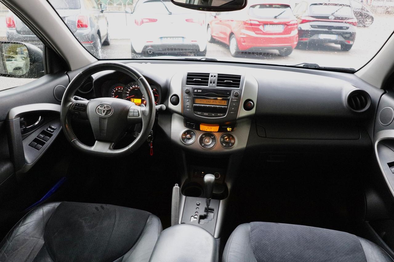 TOYOTA RAV4 CROSSOVER 2.2 D-Cat A/T 150cv EXECUTIVE