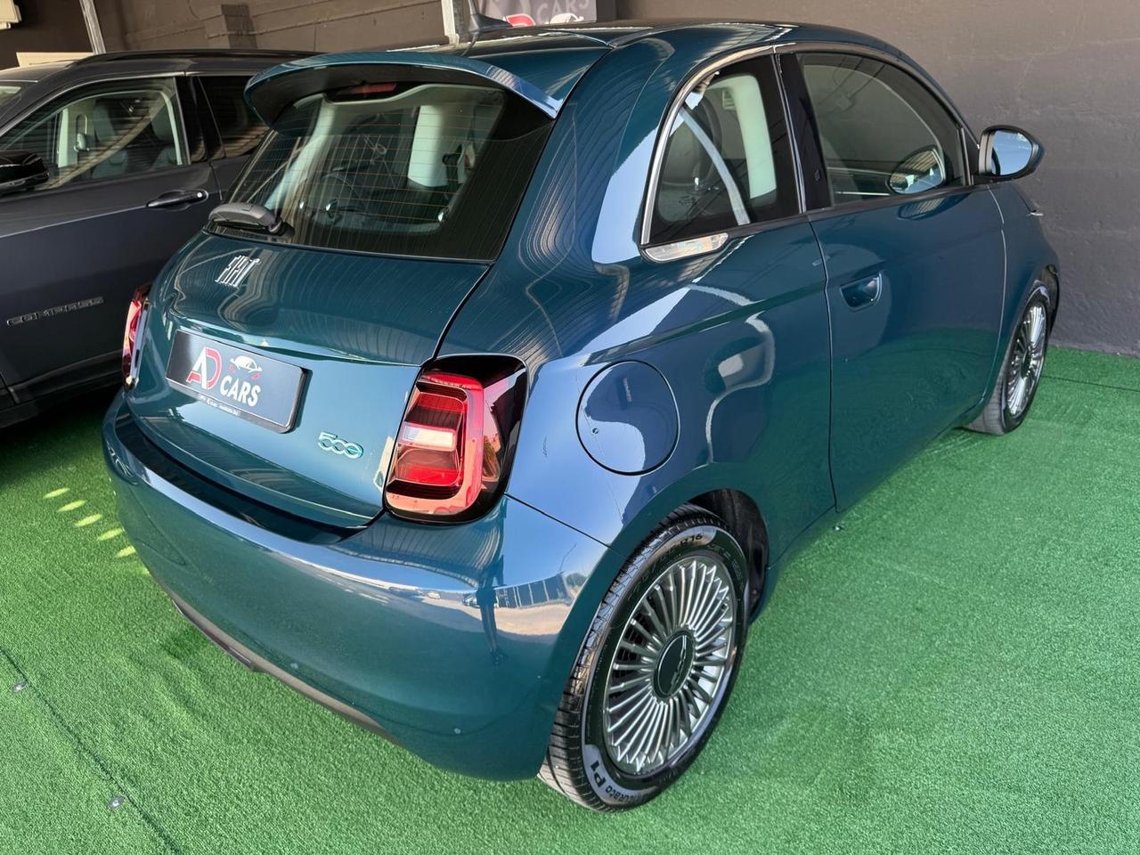 Fiat 500 Elettrica led cruis 2020
