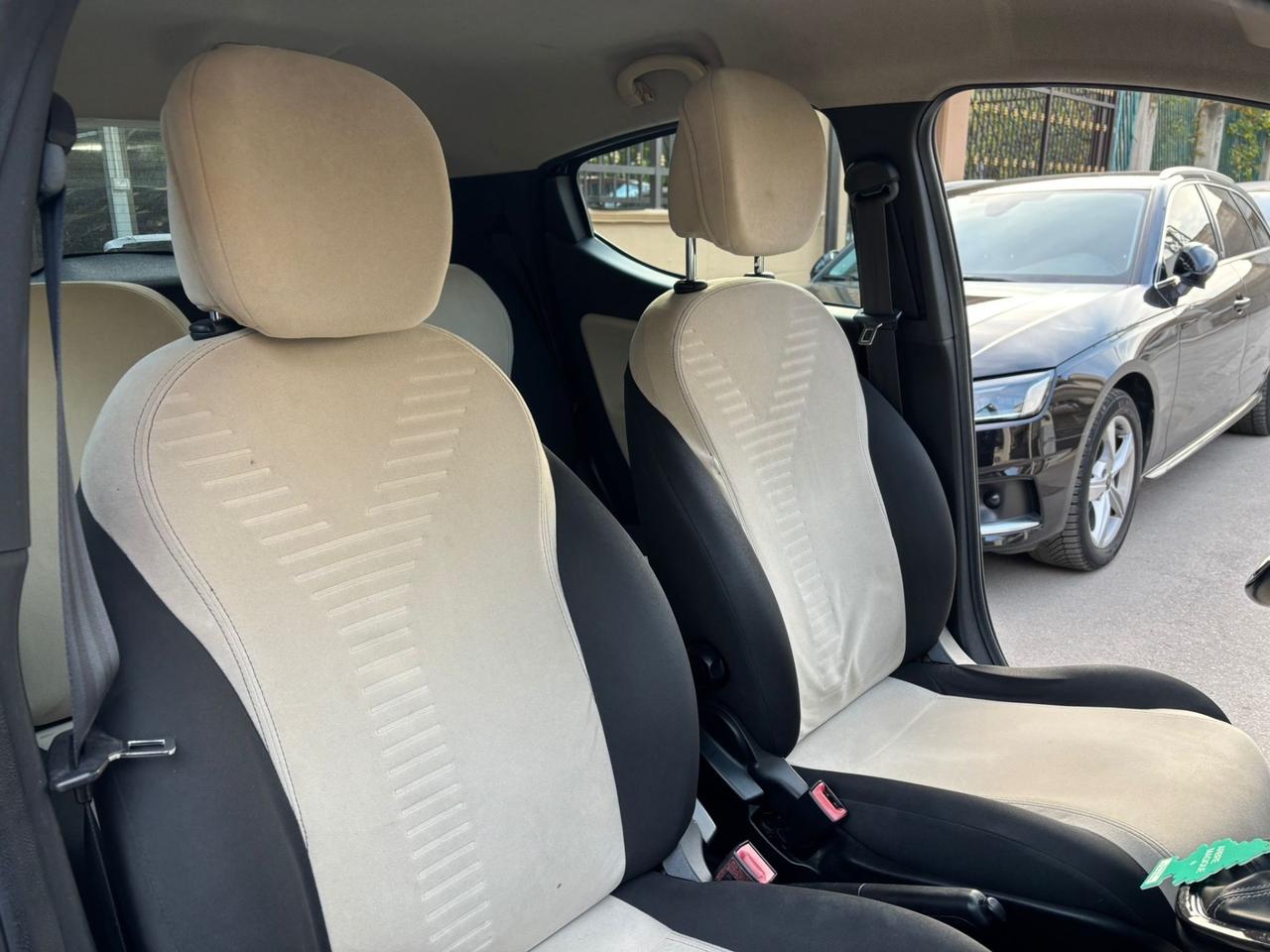 Lancia Ypsilon 1.2 69 CV 5 porte GPL Ecochic Platinum
