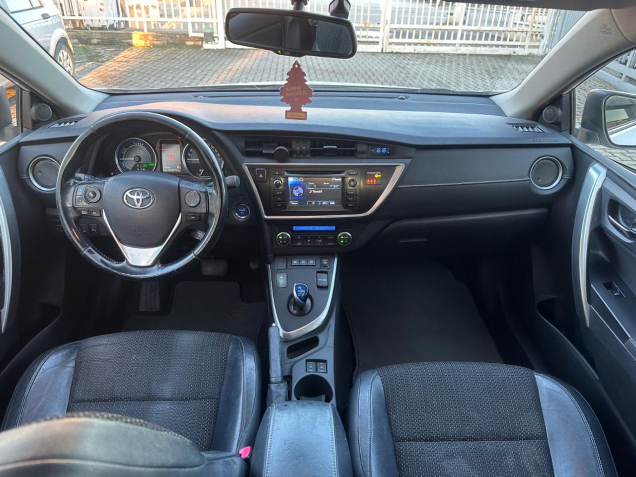 Toyota Auris Touring Sports 1.8 Hybrid Active Plus