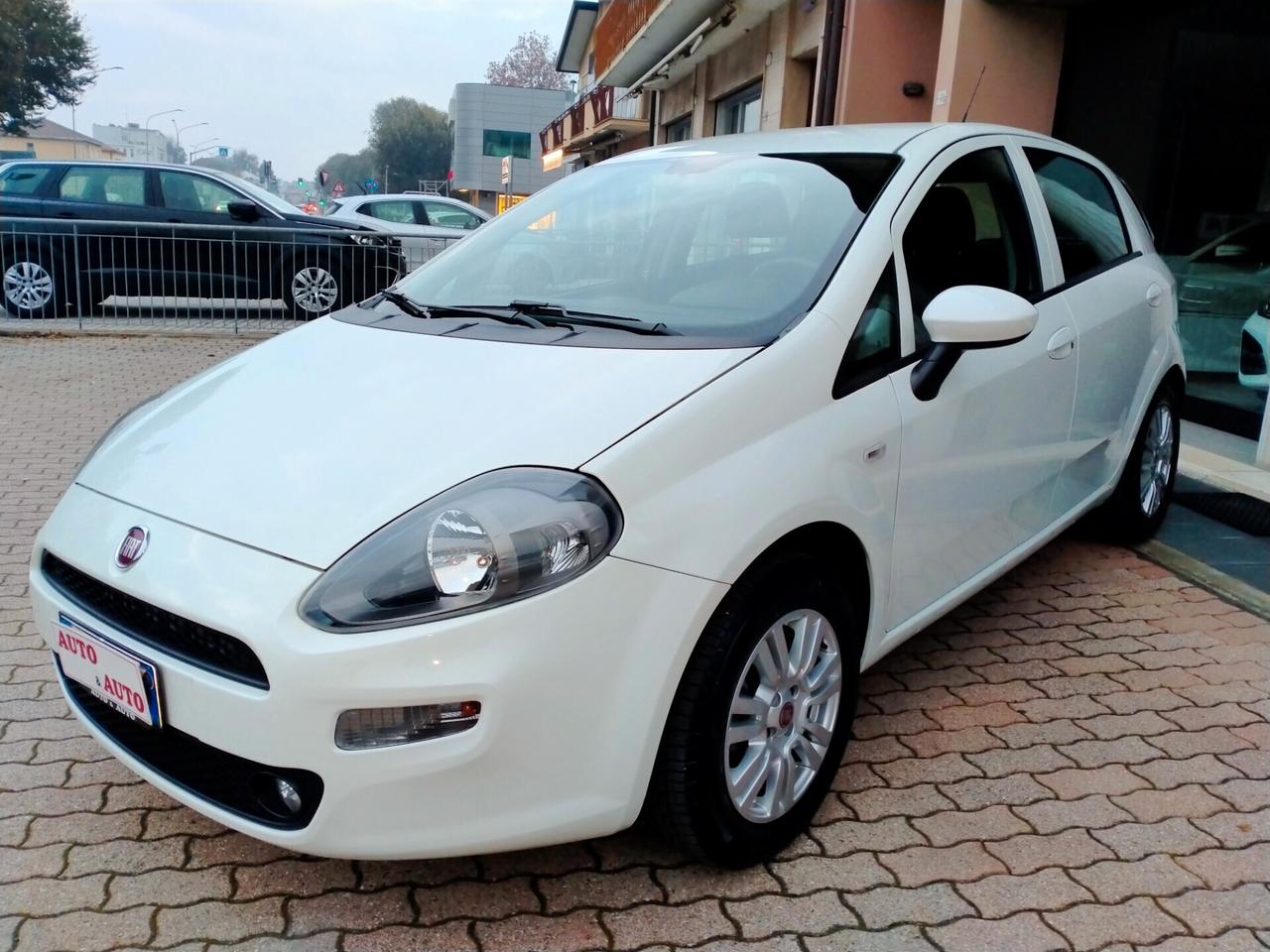 Fiat Punto 1.3 MJT 75CV LOUNGE 5P NEOPAT. UNICO PROPRIETARIO