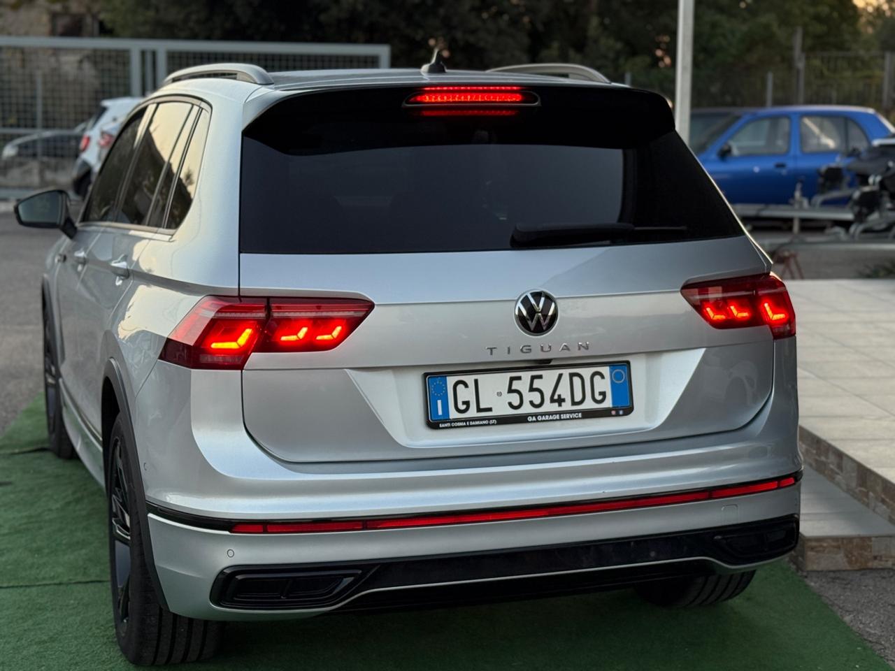 Tiguan R Line IVA UNI PRO PERFETTA NUOVA