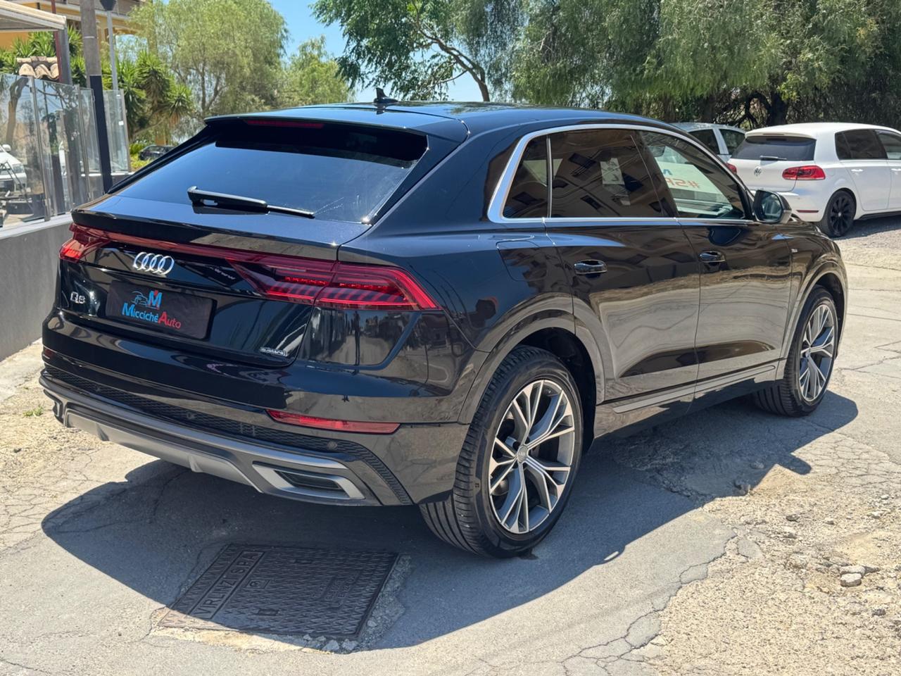 AUDI Q8 50 TDI 286 CV S-LINE SEDILI GUSCIO FULL