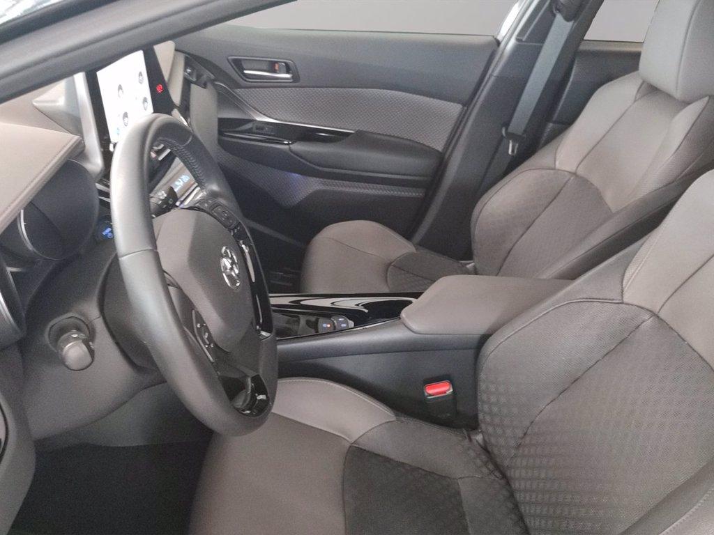 TOYOTA C-hr 1.8h lounge e-cvt del 2022