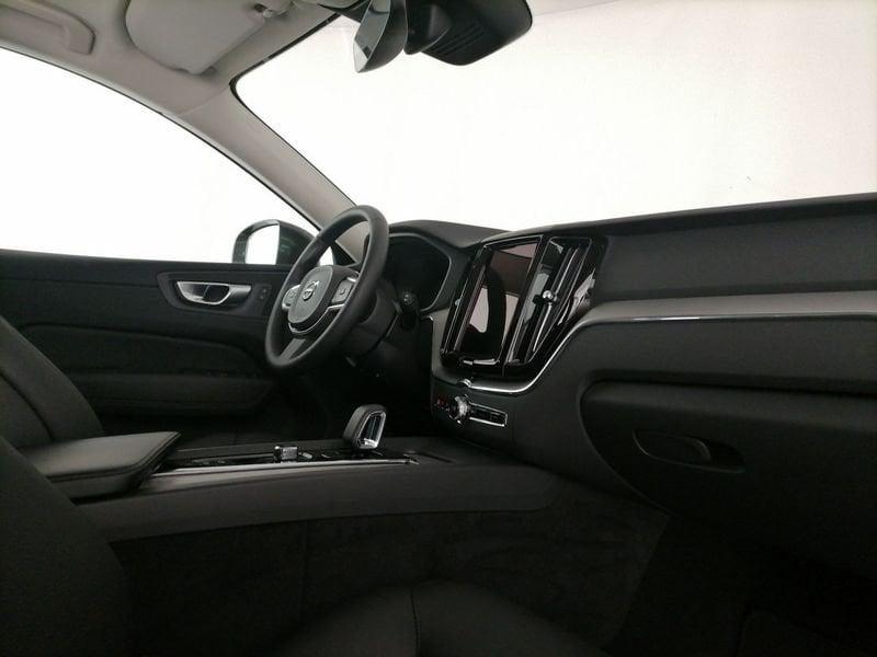 Volvo XC60 2.0 b4 Core auto