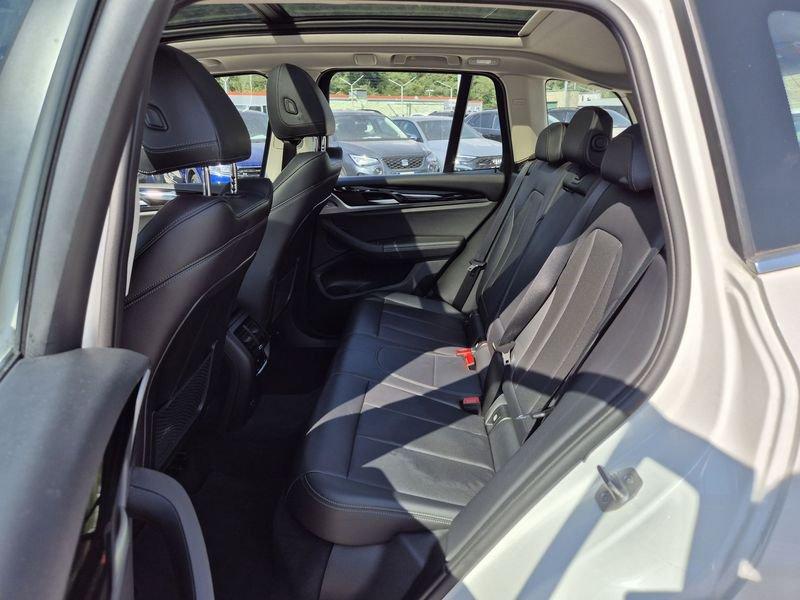 BMW X3 xdrive20d mhev 48V auto