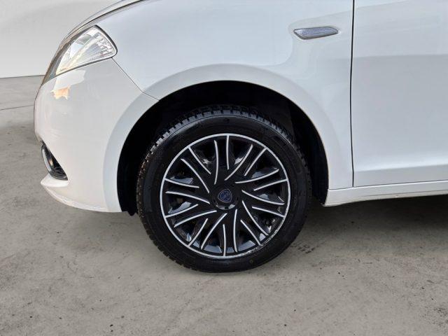 LANCIA Ypsilon 1.2 69 CV 5 porte S&S Gold