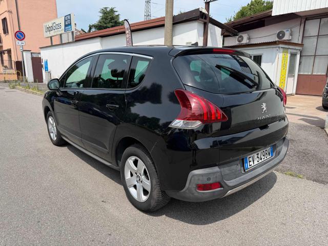 PEUGEOT 3008 1.6 HDi 115CV Allure
