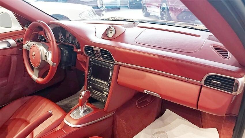 Porsche 911 Carrera 4S Cabriolet