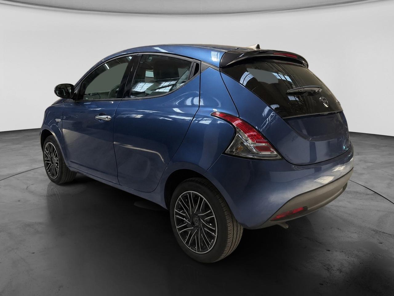 LANCIA Ypsilon III 2021 - Ypsilon 1.0 firefly hybrid Silver Plus s&s 70cv