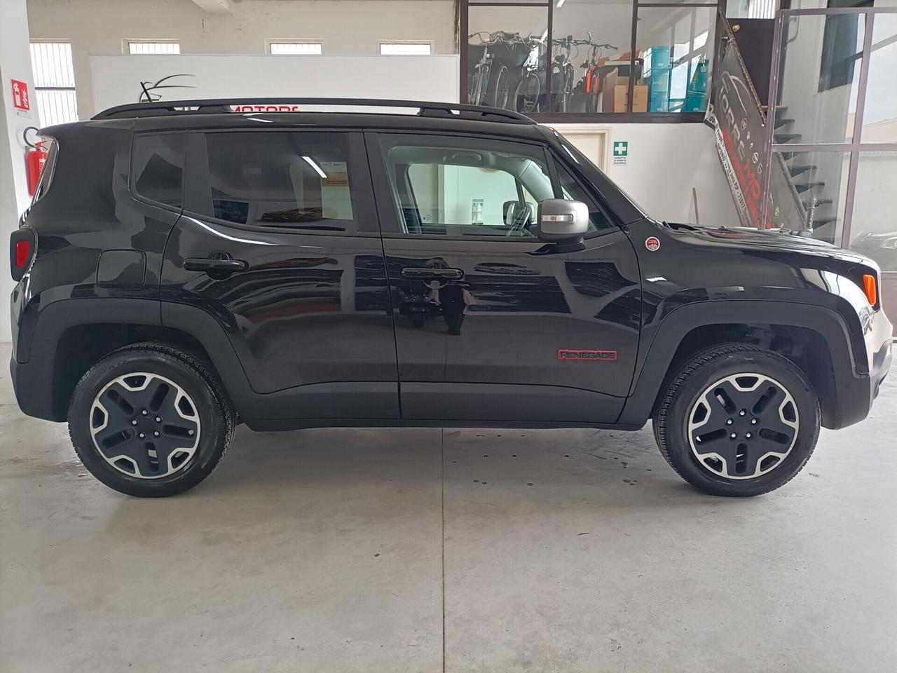 Jeep Renegade 2.0 Mjt 170CV 4WD Active Drive Low Trailhawk - 2016