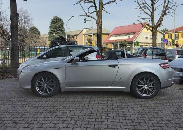 Alfa Romeo Spider 2.2 jts