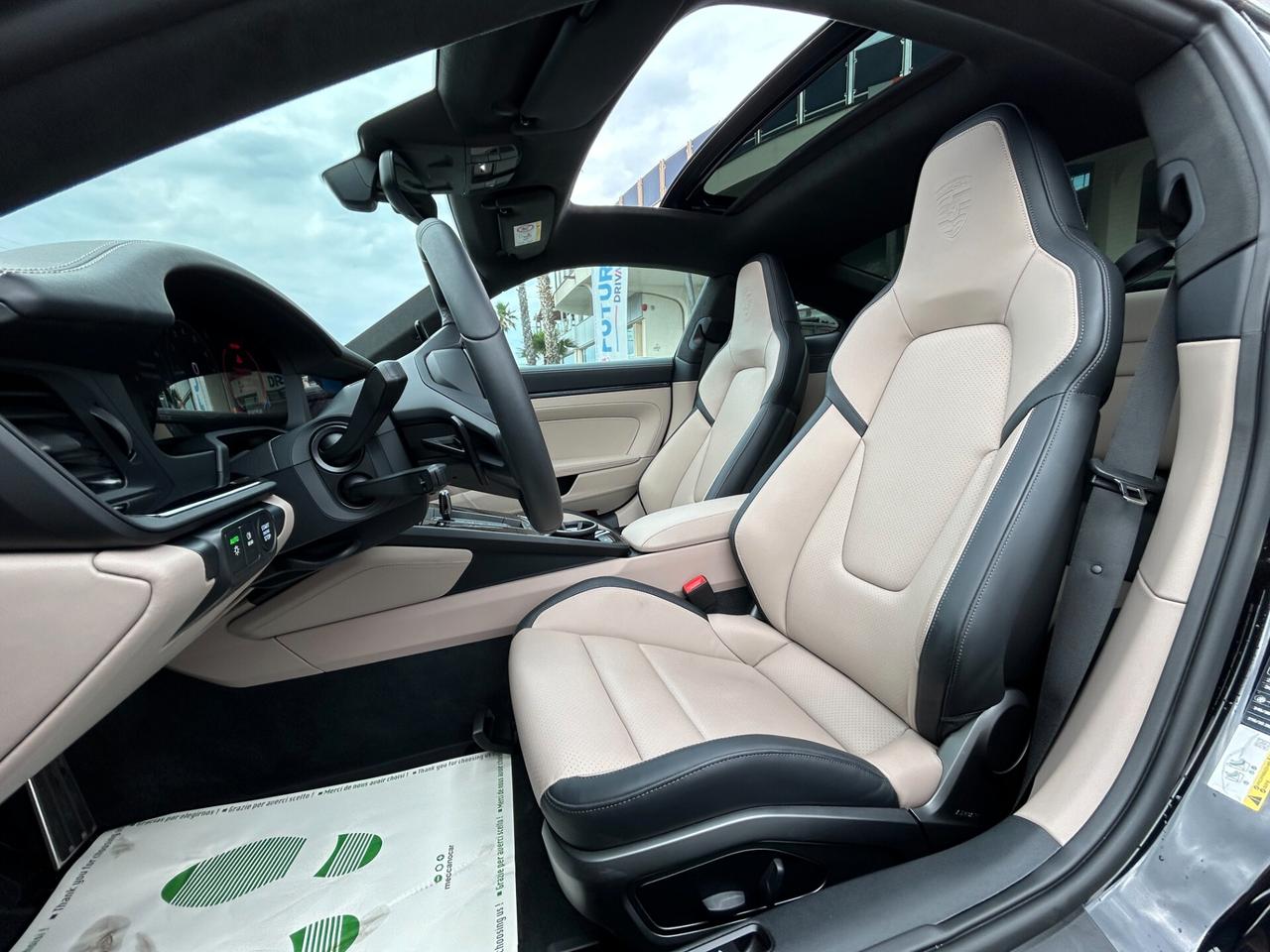 Porsche 992.2 911 Coupe 3.6 Carrera GTS 541 CV auto KM 0