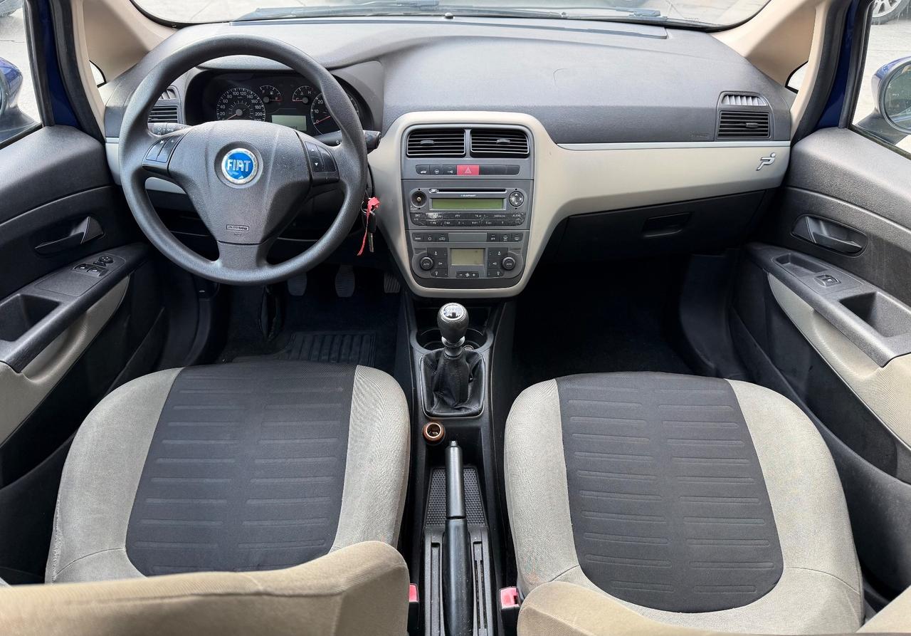 Fiat Grande Punto 1.4 5 p- Neopatentati