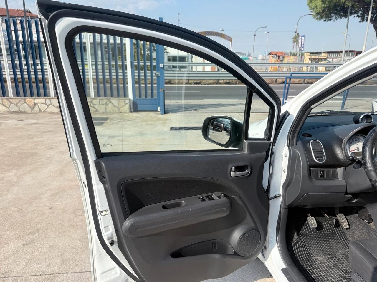 Suzuki Splash 1.0 VVT GL