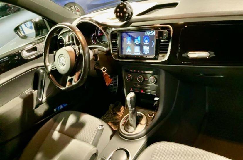 Volkswagen Maggiolino Cabrio 2.0 TDI DSG SENSORI SEDILI RISCALDATI