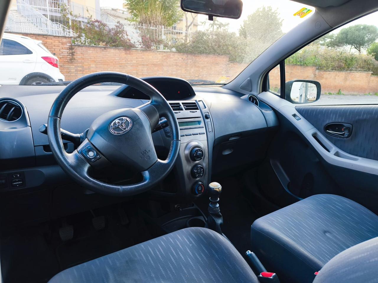 Toyota Yaris 1.3 5 porte