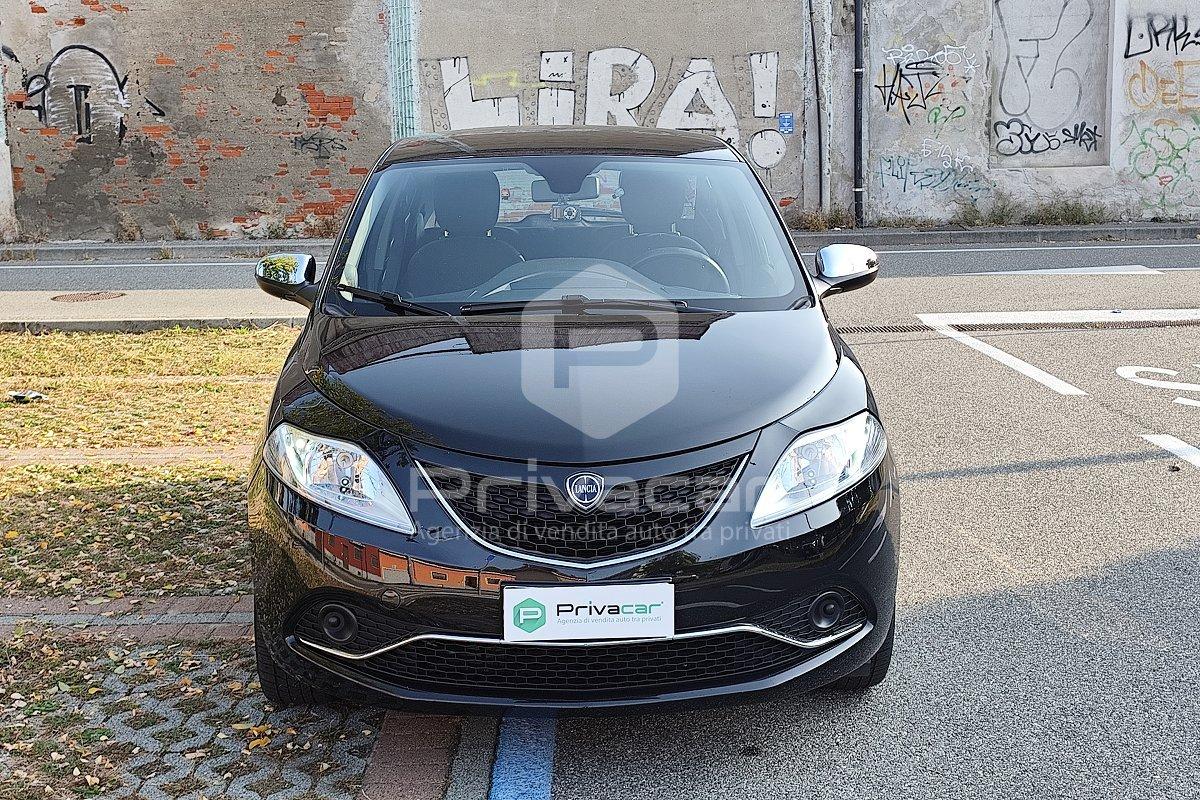 LANCIA Ypsilon 1.2 69 CV 5 porte Gold