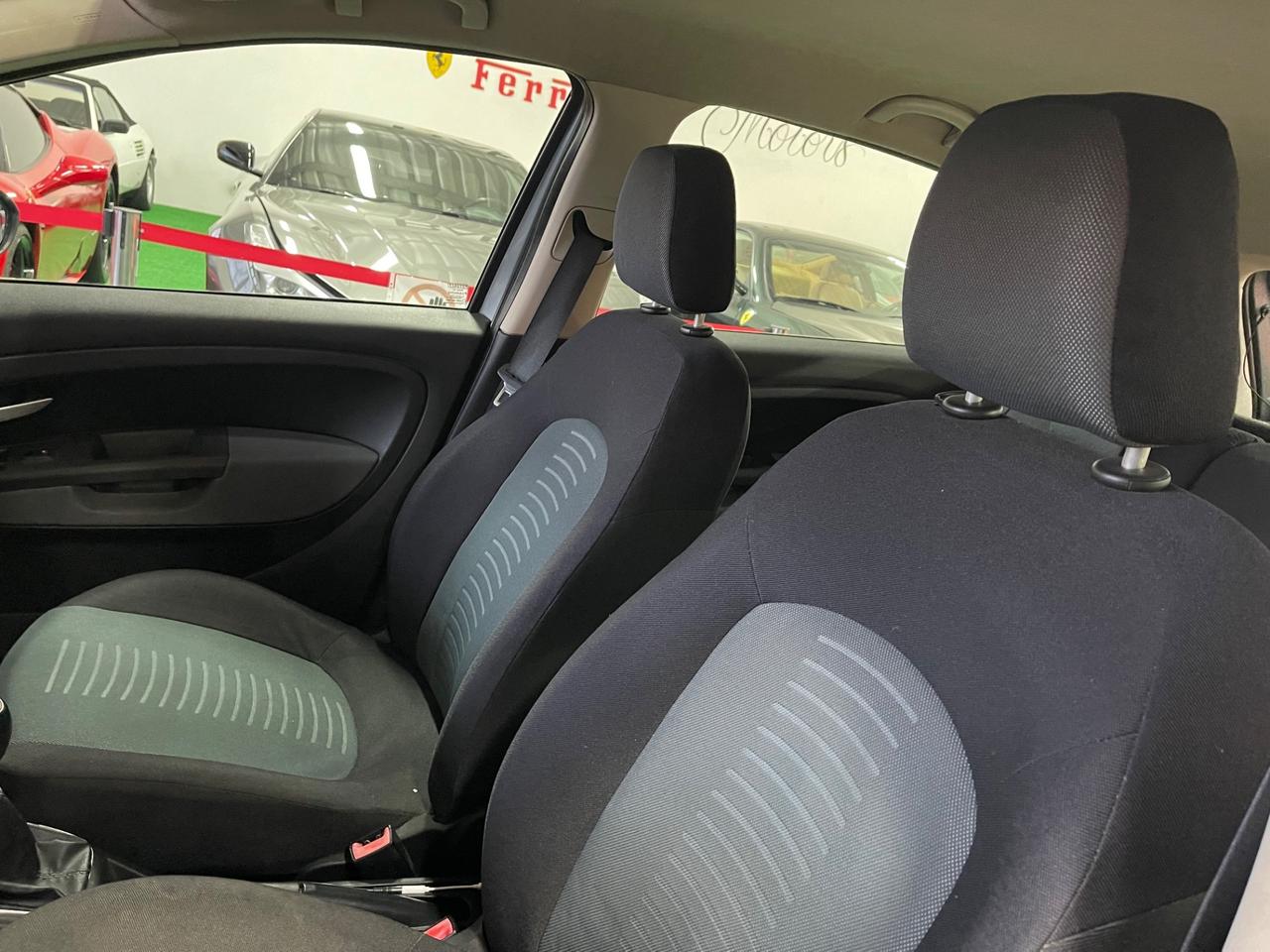 Fiat Grande Punto 1.3 MJT Neopatentati PERMUTE RATE