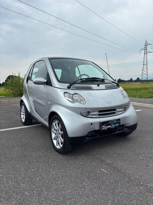 smart fortwo fortwo 700 coupé grandstyle (45 kW)
