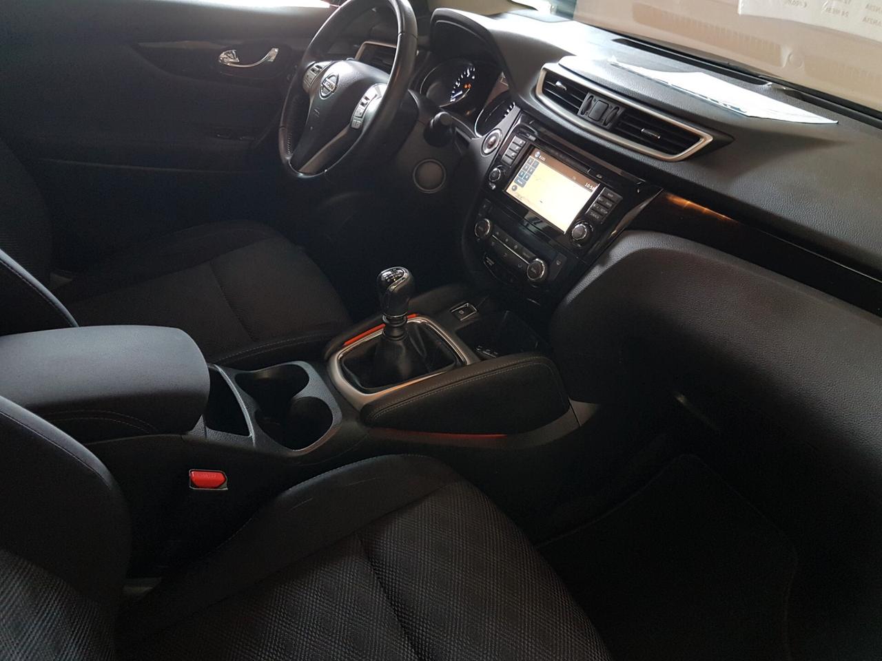 Nissan Qashqai 1.5 dCi N-Connecta