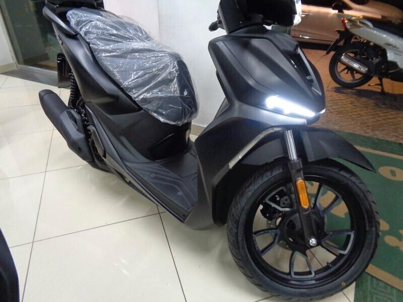 Voge Sfida SR16 125 N.UOVO