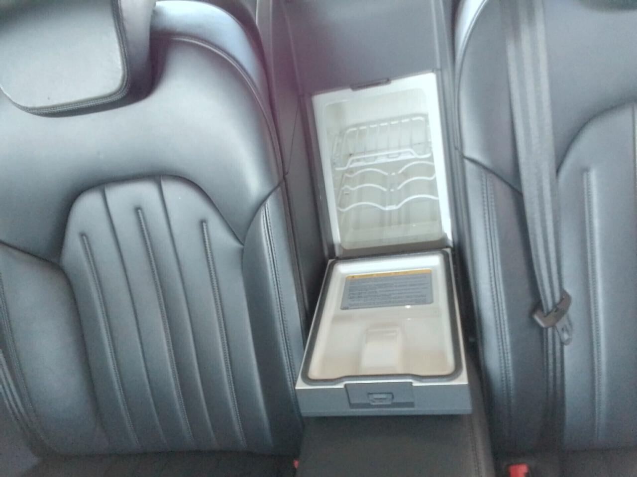 Audi A8 4.2 V8 FSI quattro tiptronic
