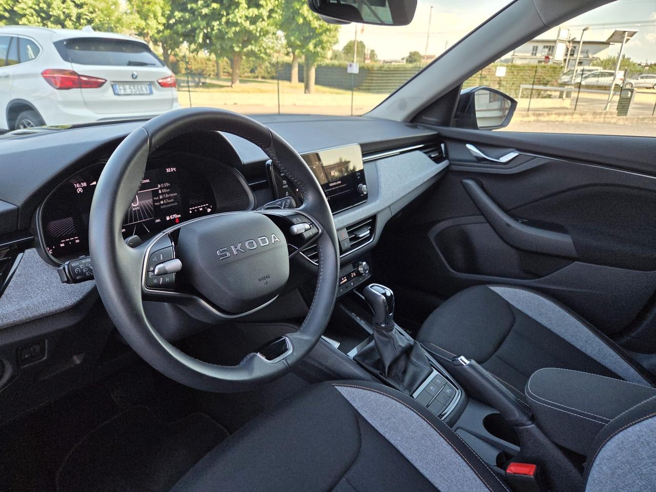 Skoda Kamiq 1.0 TSI 115 CV Black Dots