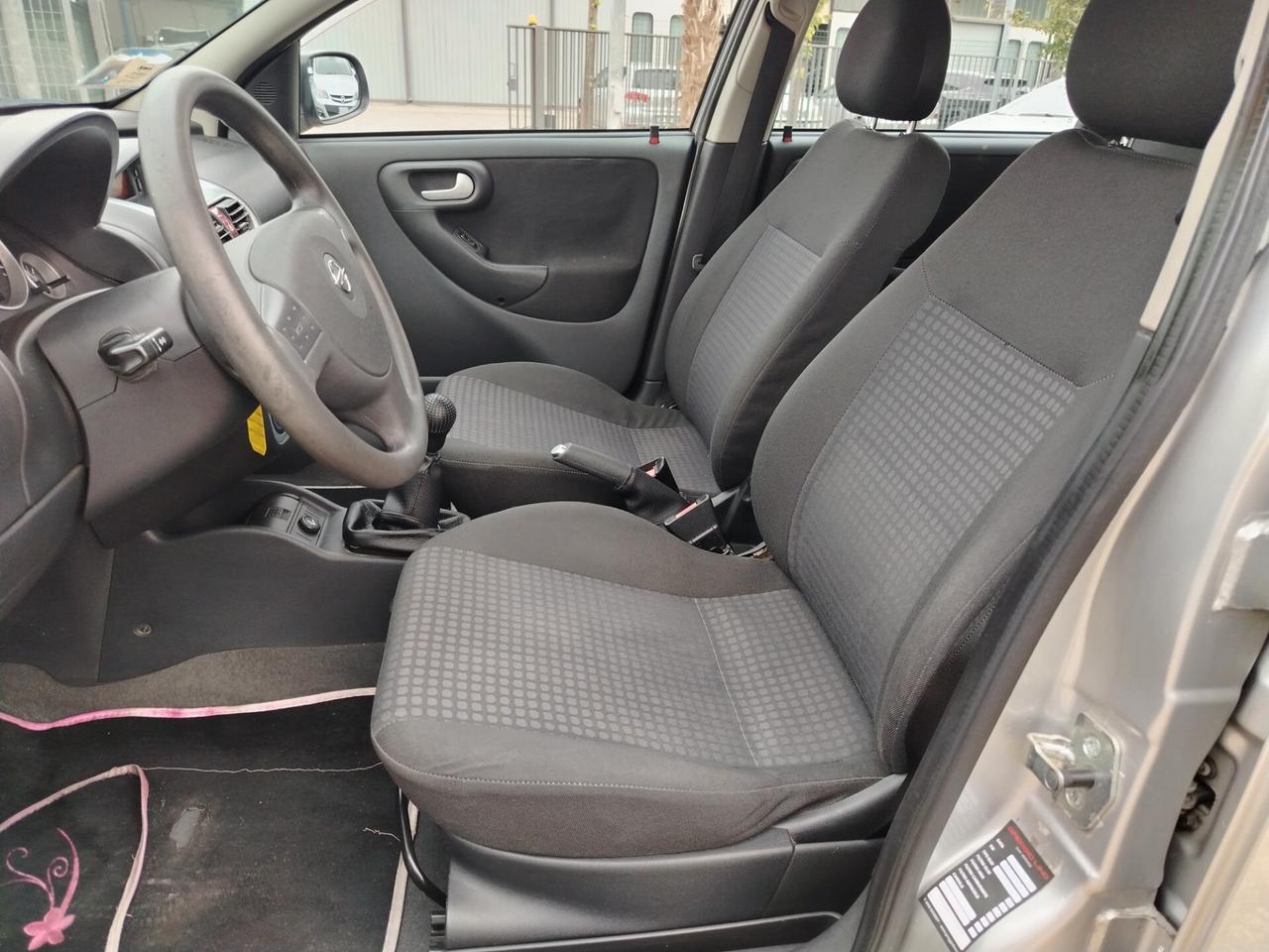 Opel Corsa 1.2i 16V cat 5 porte Club