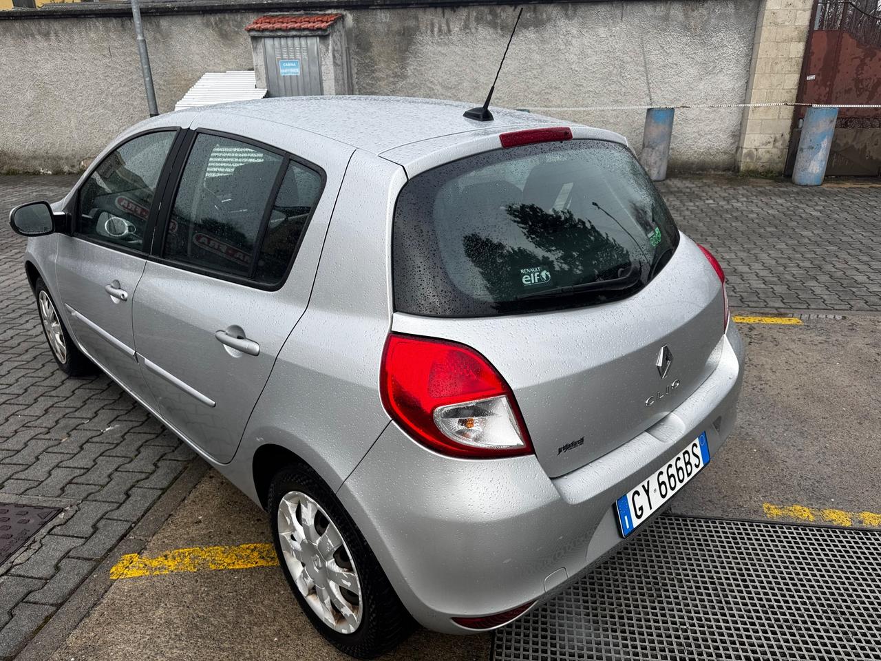 Renault Clio 1.2 GPL 16V 5 porte Dynamique neopatentati